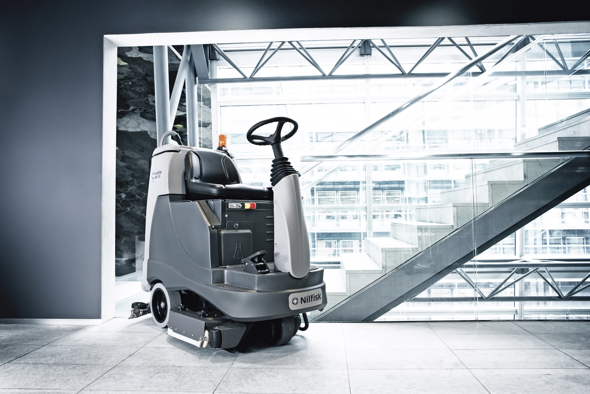 Nilfisk BR755D vista 2